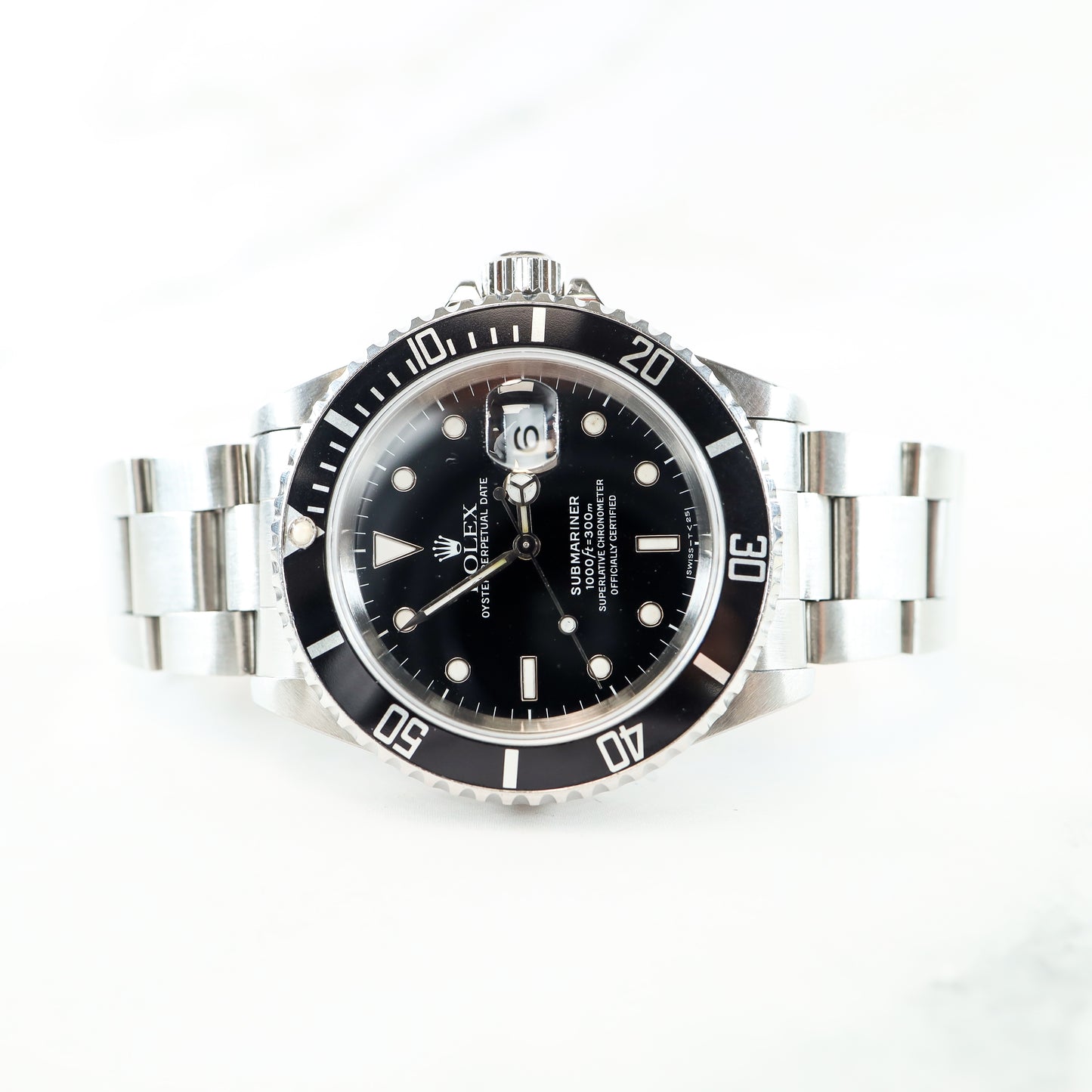 Rolex Submariner 16610 with Paper