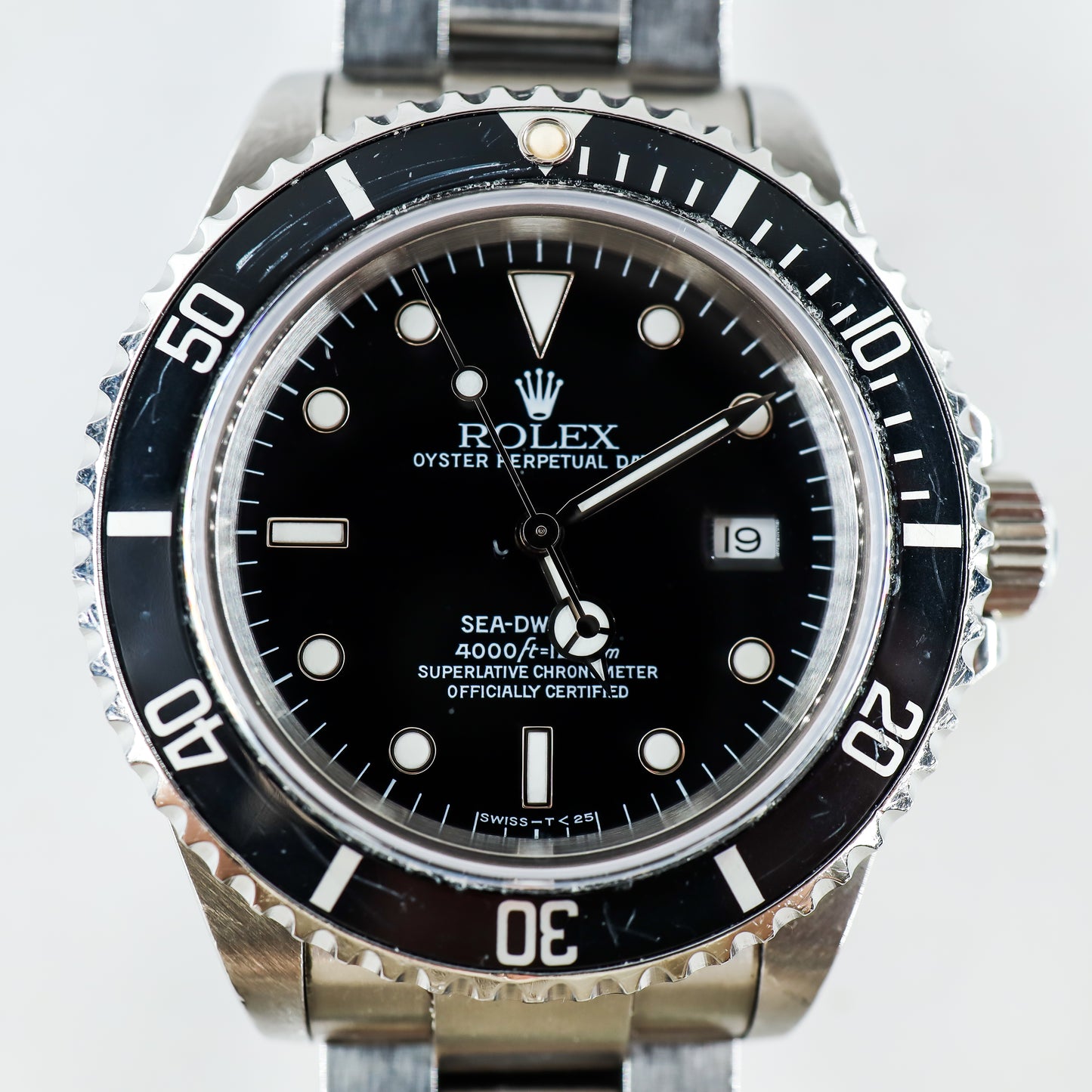 Rolex Sea Dweller 16610 with Paper