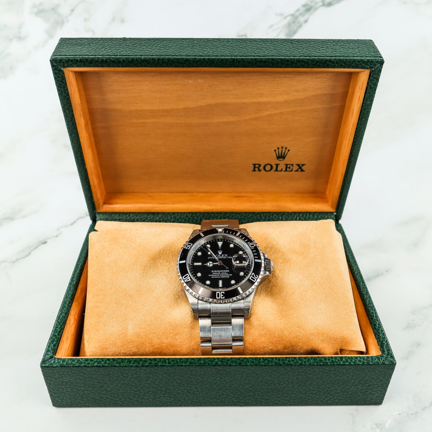 Rolex Submariner 16610 with Box