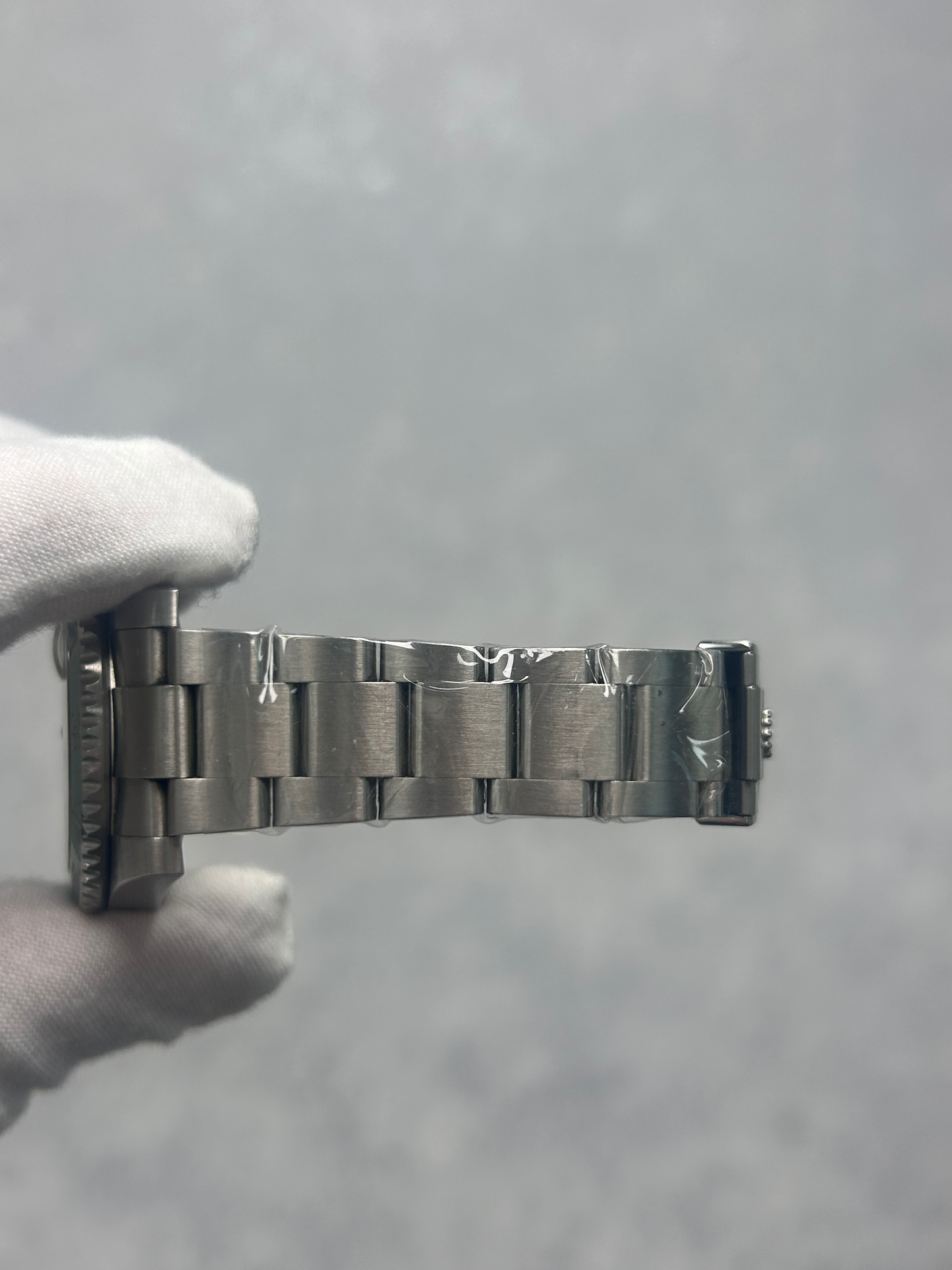 Rolex Submariner 116610LV with Card and White Tag