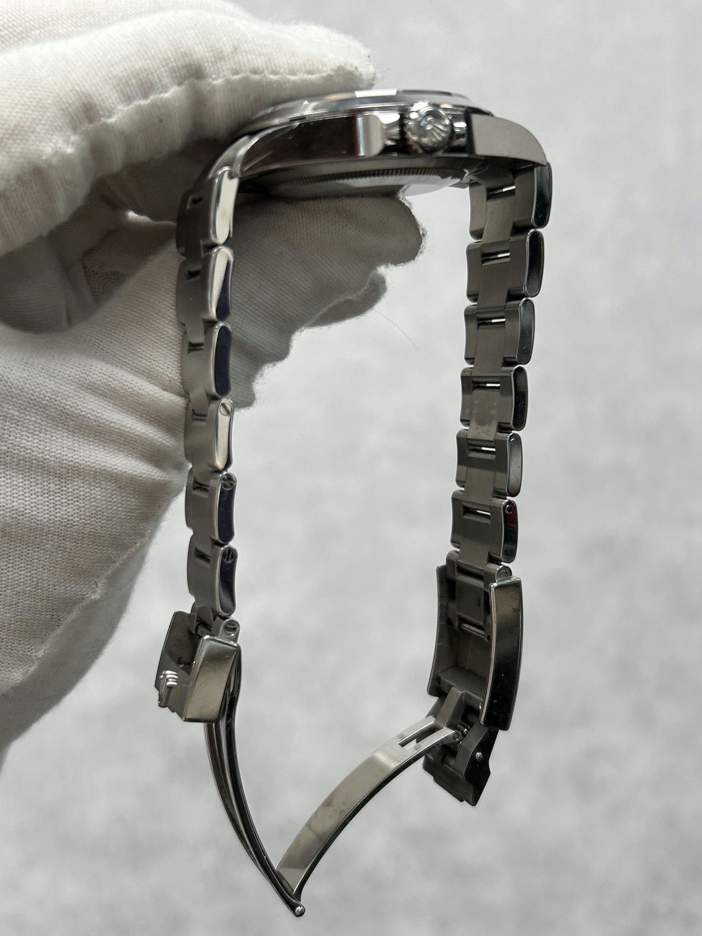 Rolex Air-King 126900 with Card