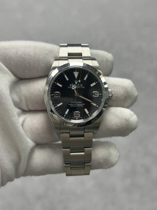 Rolex Explorer I 214270