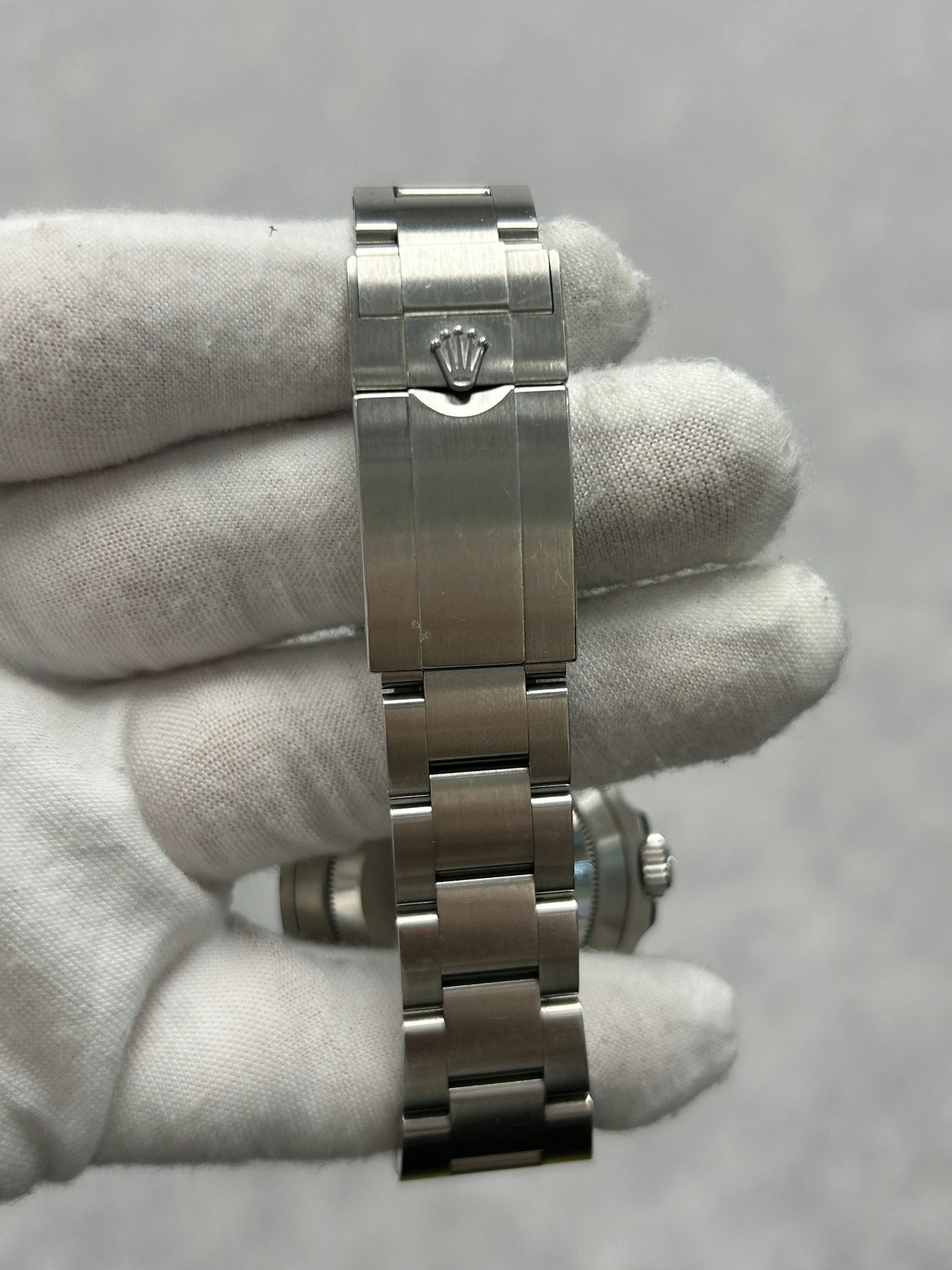 Rolex Air-King 126900 with Card
