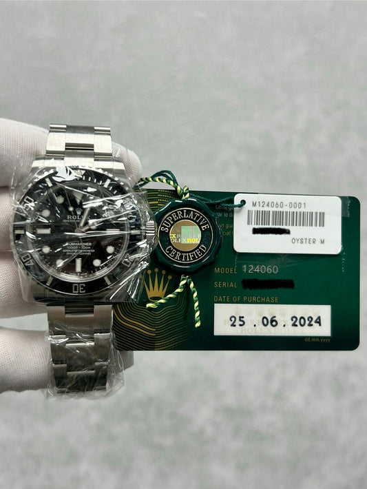 Rolex Submariner Date 124060 with Card