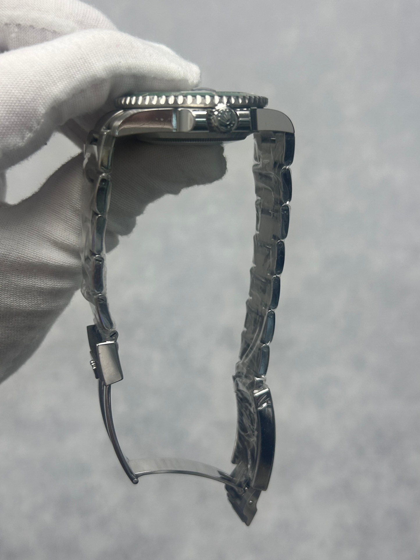 Rolex Submariner 116610LV with Card and White Tag