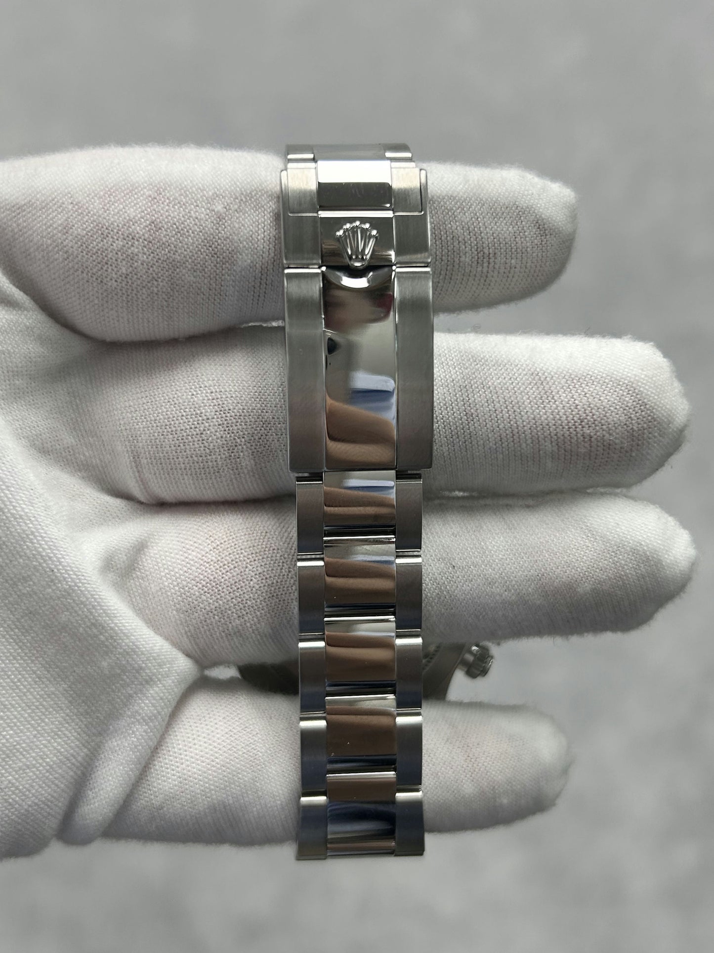 Rolex Cosmograph Daytona 116500LN with Card