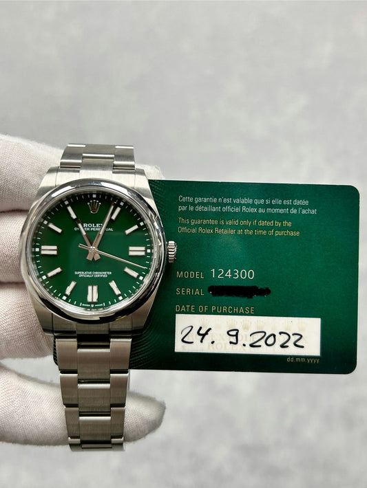Rolex Oyster Perpetual 124300 with Card